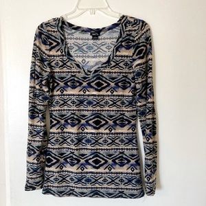 Rue21 Tribal Pattern V Neck Long Sleeve Shirt